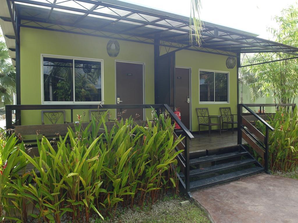 Casa Fina Fine Homes Pantai Cenang  Exteriör bild