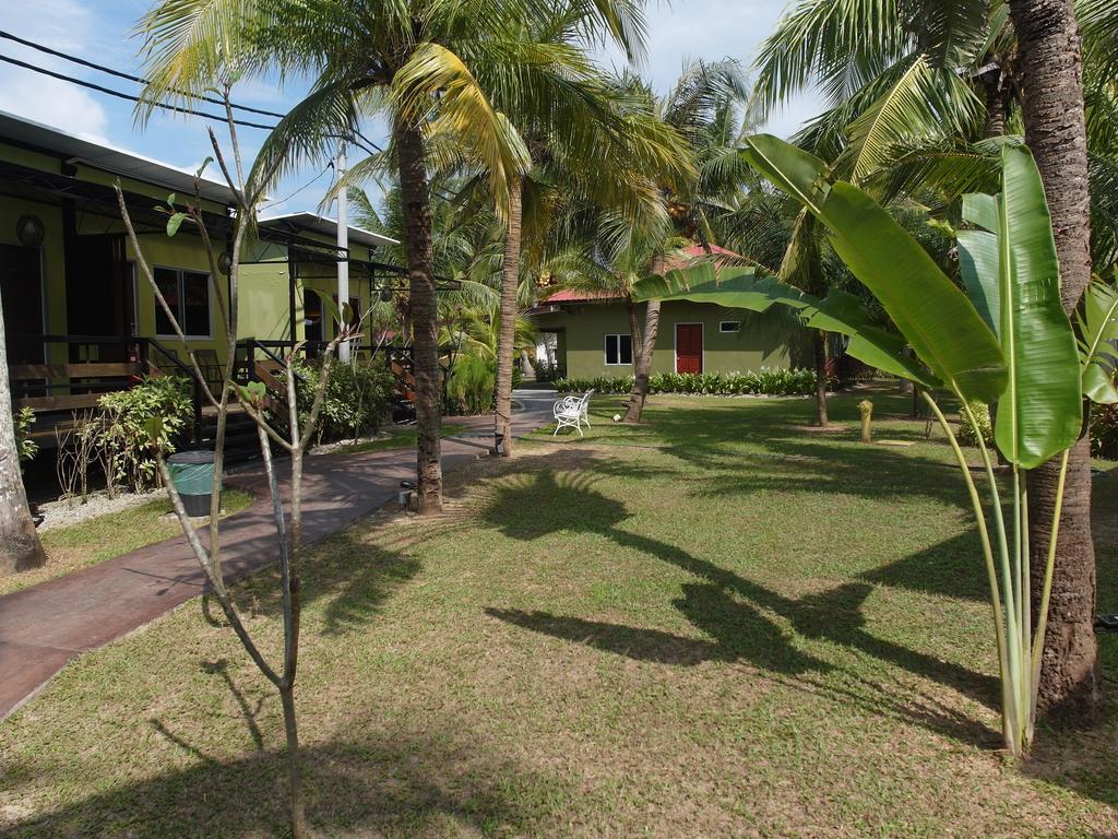 Casa Fina Fine Homes Pantai Cenang  Exteriör bild
