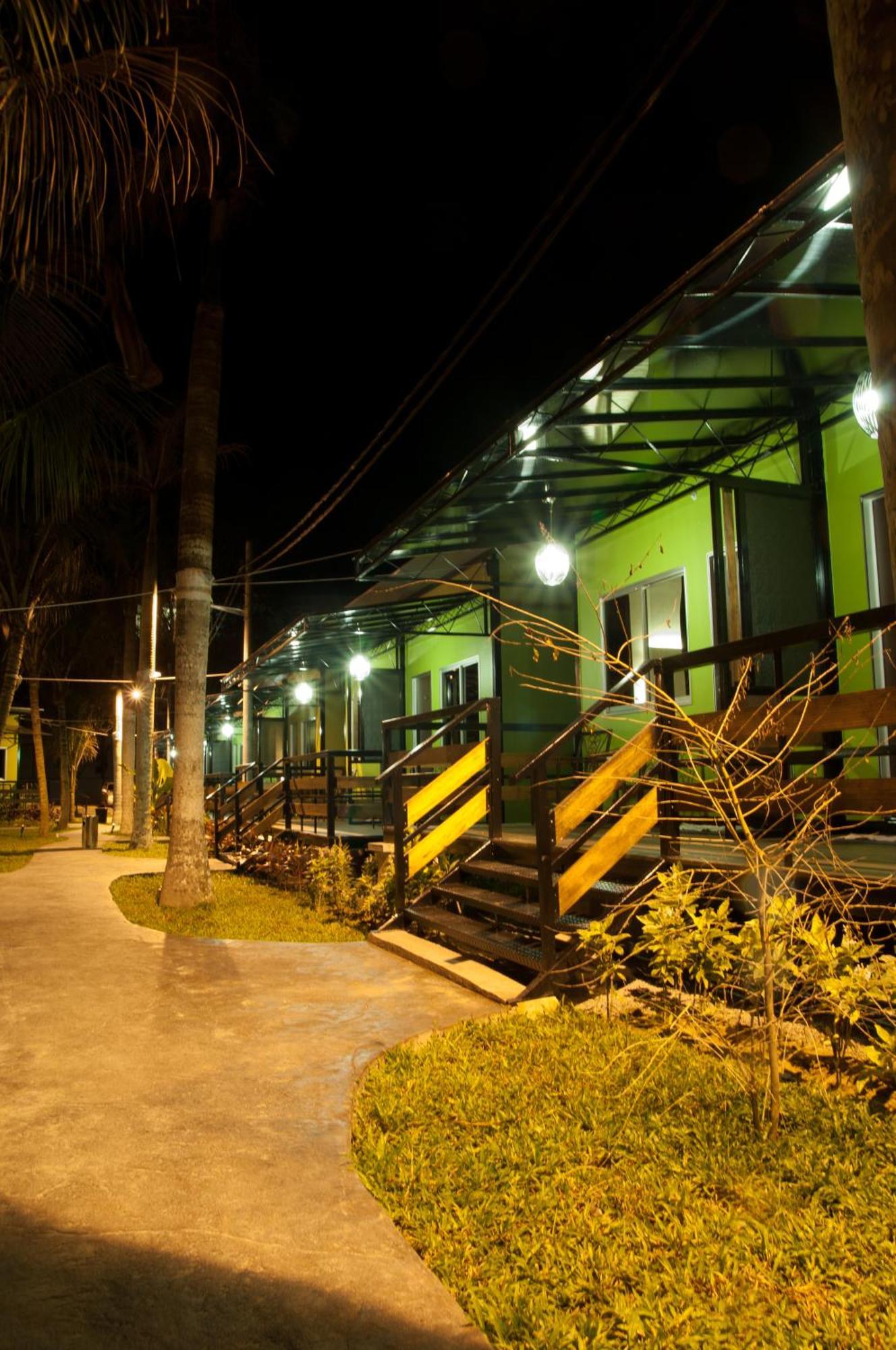 Casa Fina Fine Homes Pantai Cenang  Exteriör bild